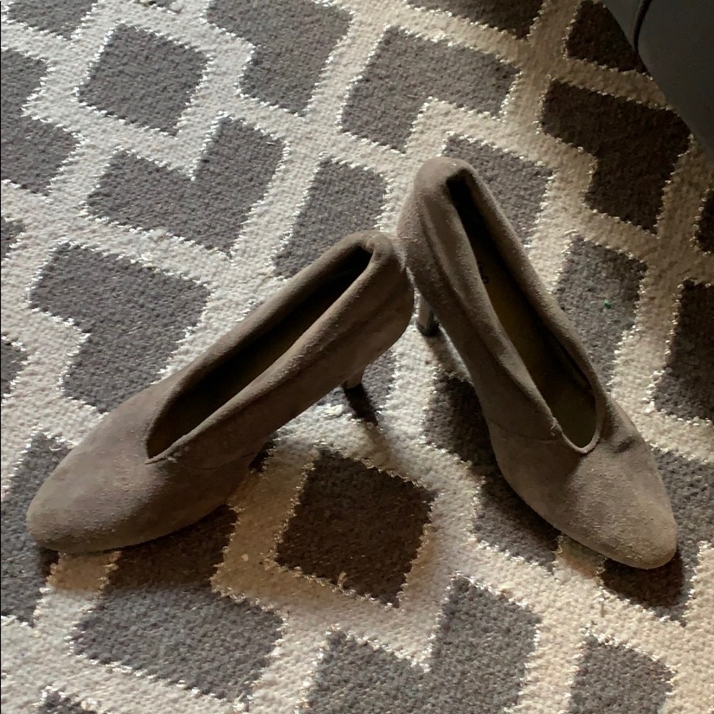 Deep vamp gray suede booties grey shooties heels 6 - Picture 3 of 7